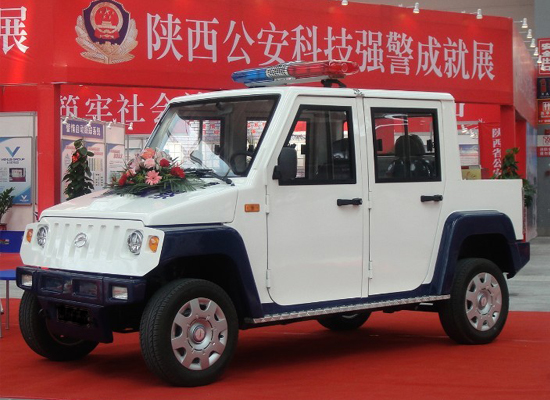 4座电动封闭巡逻车（L104C-J-FB）